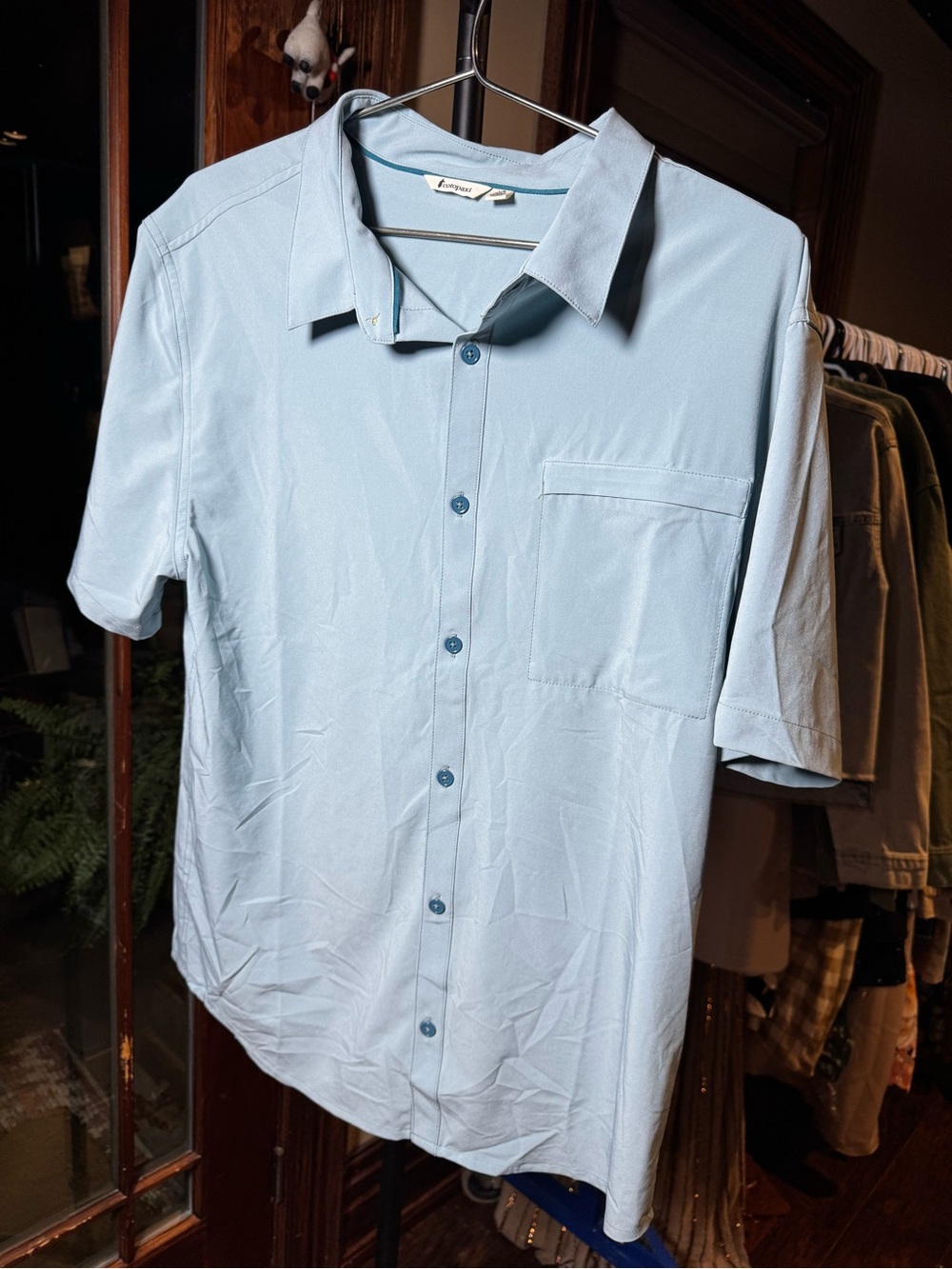 NWOT Cotopaxi Light Blue Short Sleeve Button Down Shirt Size Large